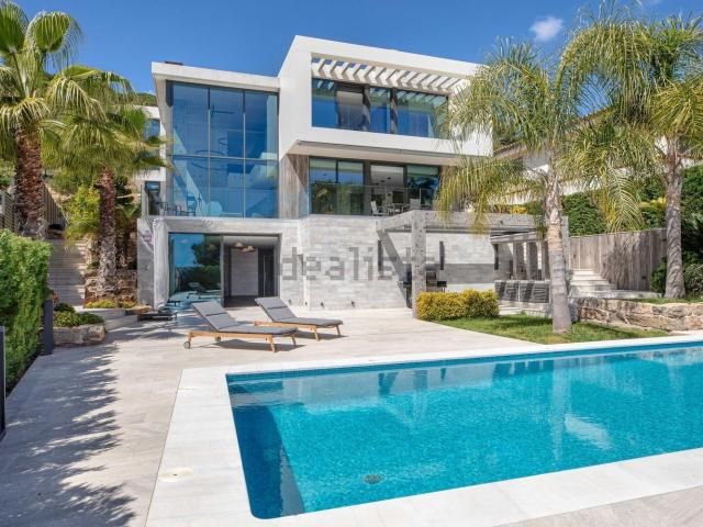 Chalet, Blanes