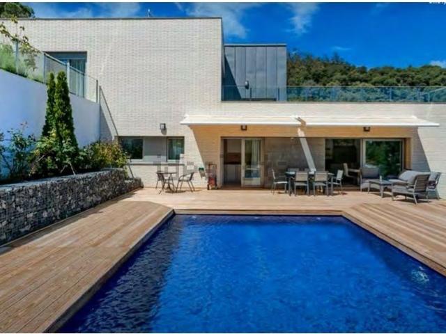 Chalet, Blanes