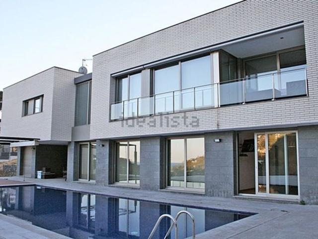 Chalet, Blanes