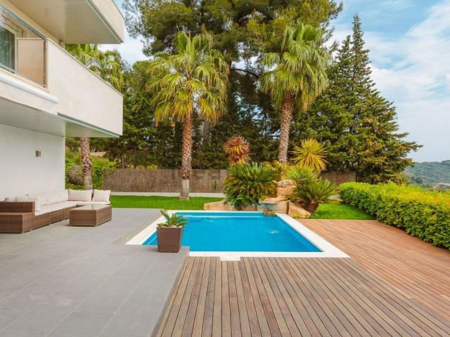 Chalet, Blanes