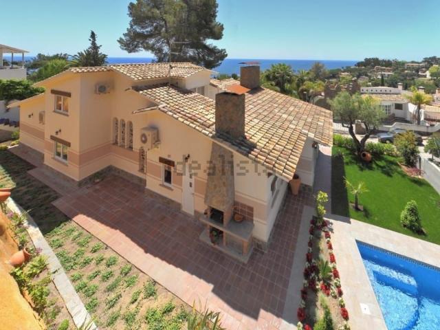 Chalet, Blanes