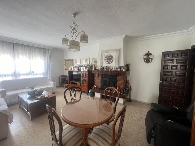 Chalet, Buenas Noches, Estepona