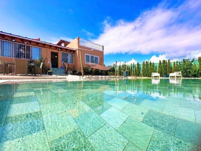 Chalet, Buenas Noches, Estepona