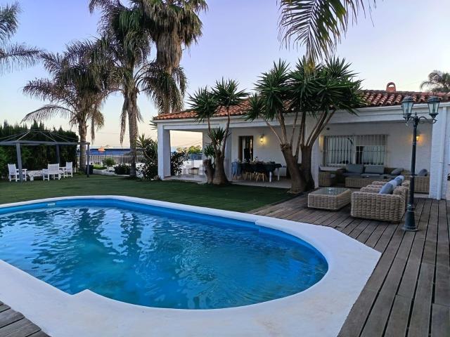 Chalet, Buenas Noches, Estepona