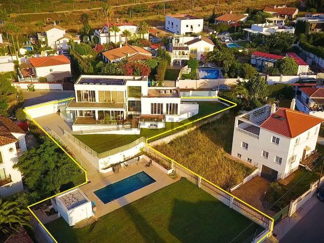 Chalet, Buenas Noches, Estepona