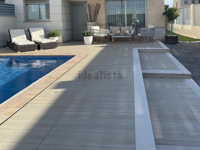 Chalet, Burriana
