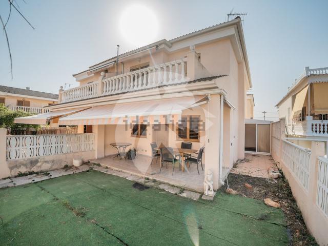 Chalet, Burriana