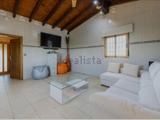 Chalet, Burriana