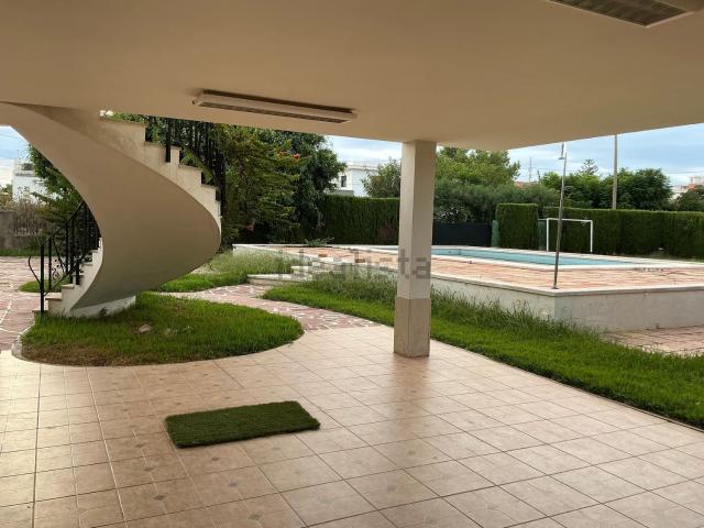 Chalet, Burriana