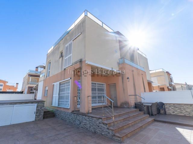 Chalet, Burriana