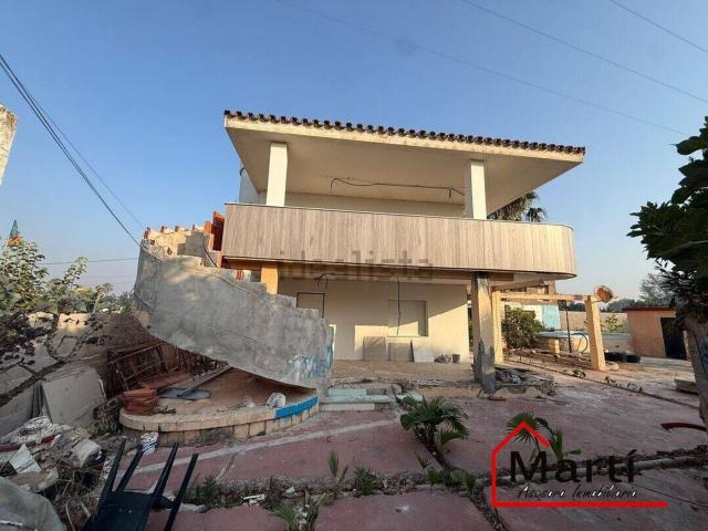 Chalet, Burriana