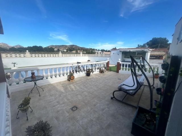 Chalet, Busot