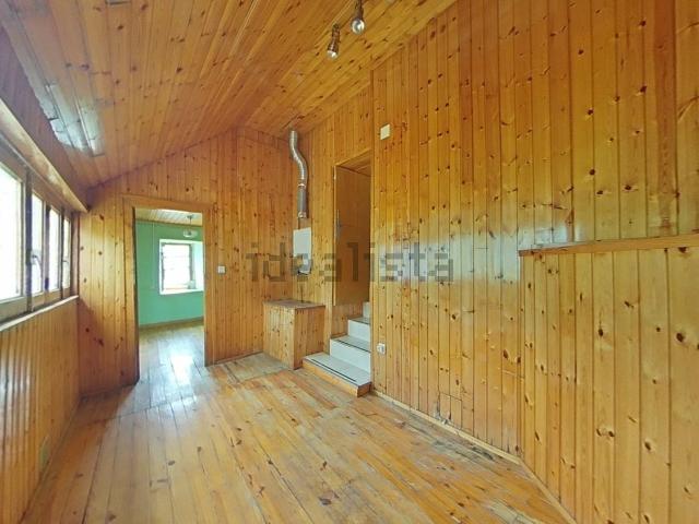 Chalet, Gausac