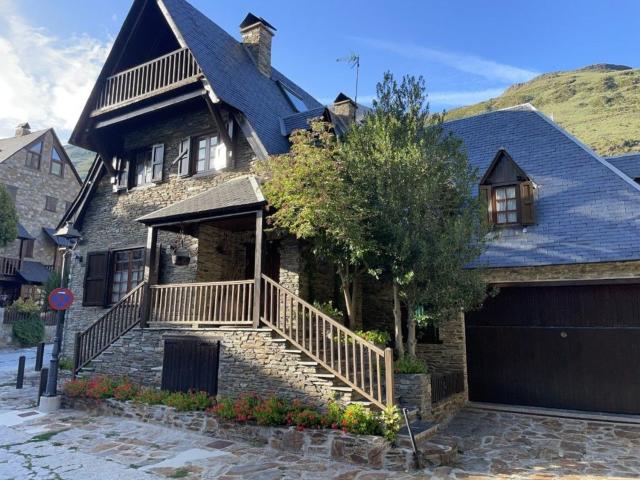 Chalet, Garòs