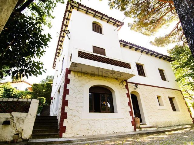 Chalet, Gelida