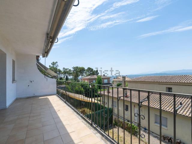 Chalet, Girona