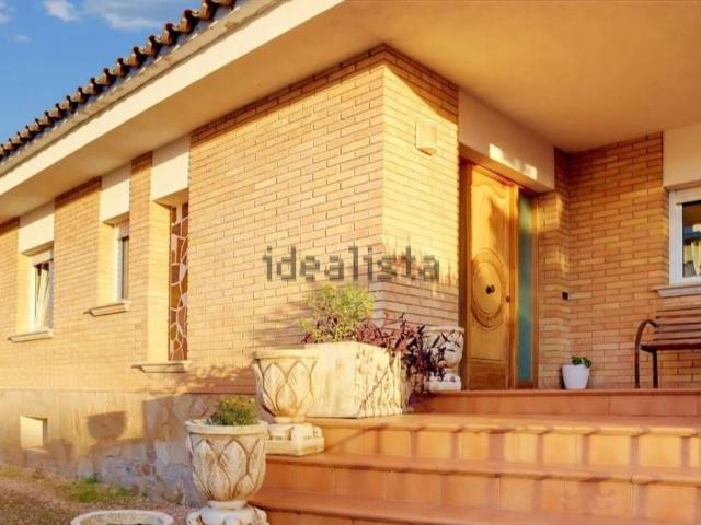 Chalet, Girona