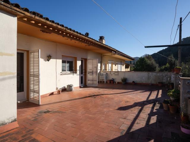 Chalet, Girona