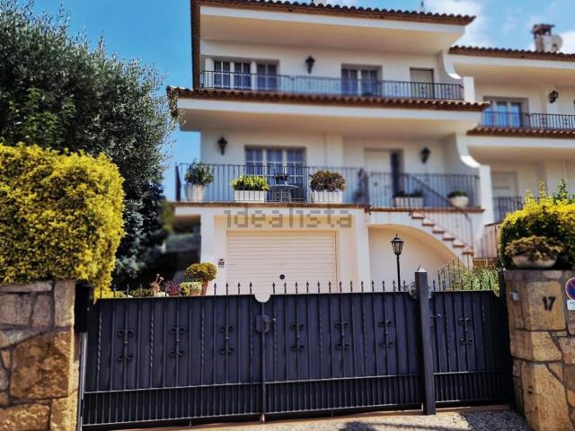 Chalet, Girona