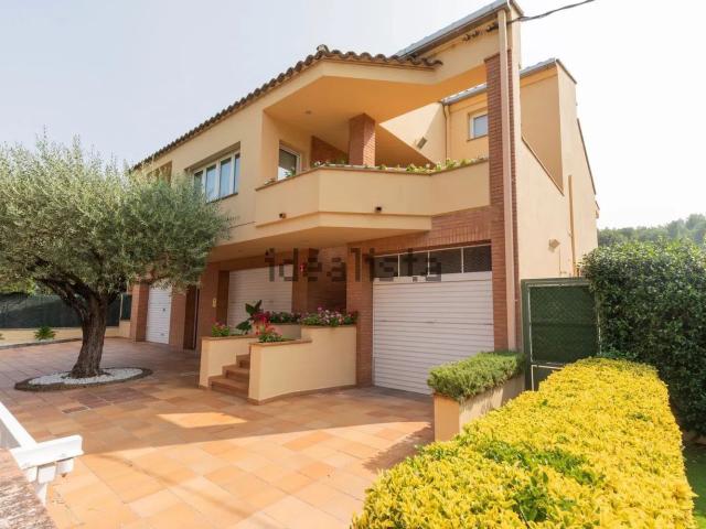 Chalet, Girona