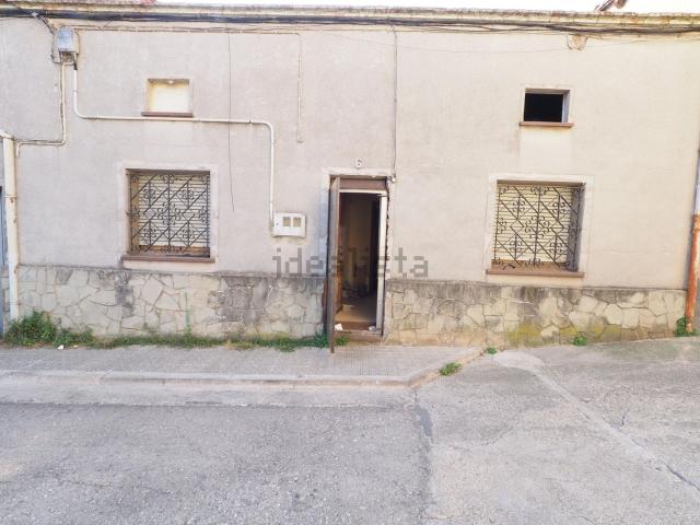 Chalet, Gironella