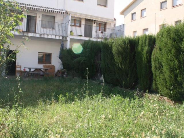 Chalet, Gironella