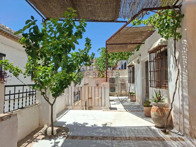 Chalet, Granada