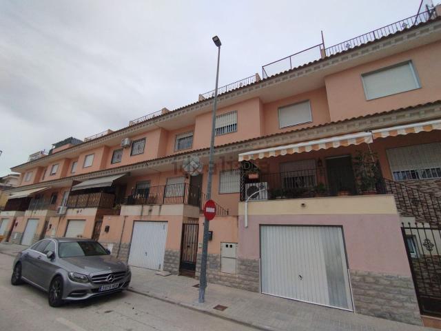 Chalet, Granja de Rocamora