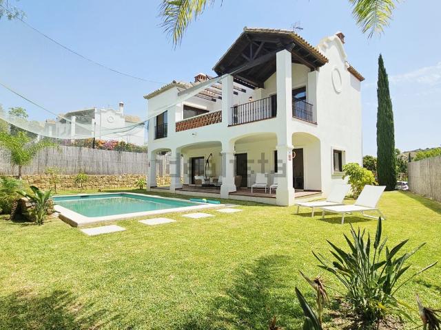 Chalet, Guadalobón, Estepona
