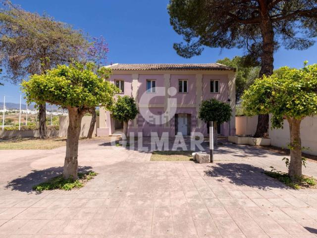 Chalet, Guadalmansa, Estepona