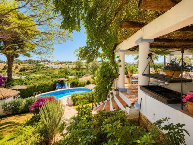 Chalet, Guadalmina Alta, Marbella
