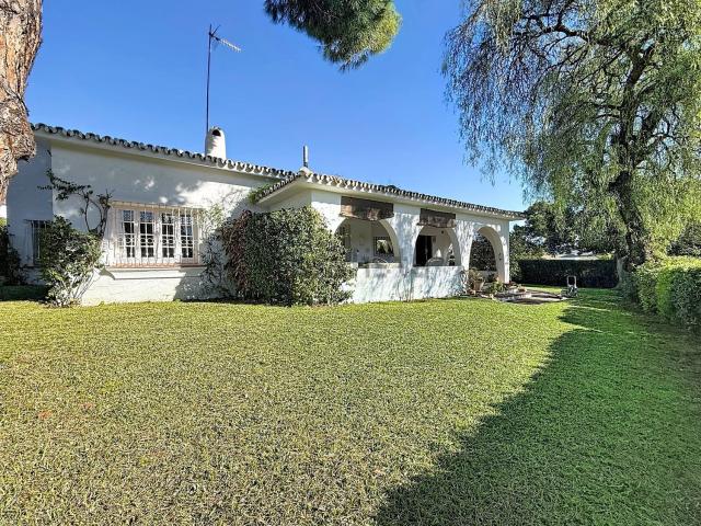 Chalet, Guadalmina Alta, Marbella