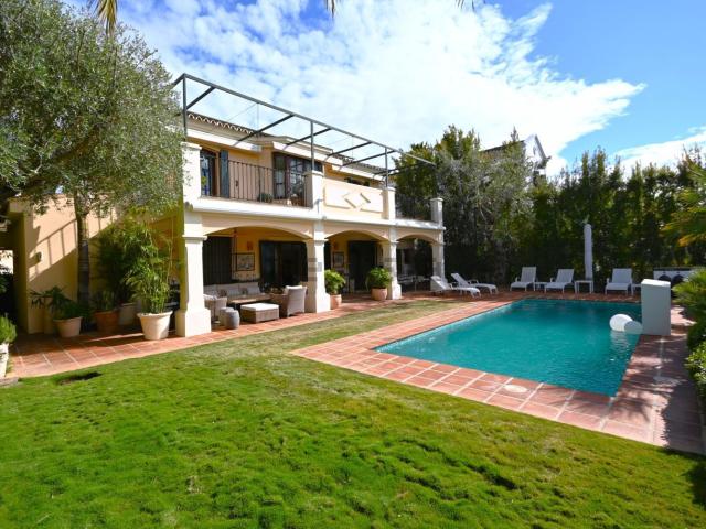Chalet, Guadalmina Alta, Marbella