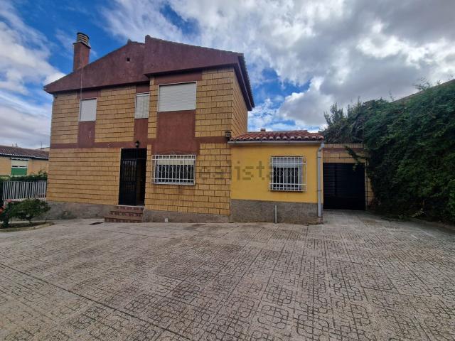 Chalet, Guadix