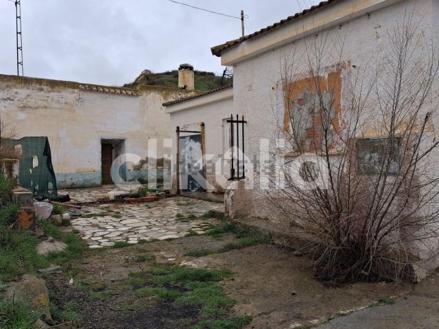 Chalet, Guadix