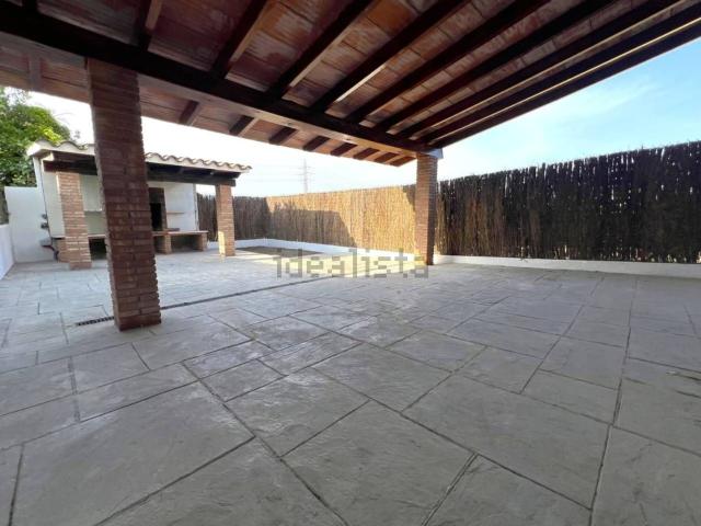 Chalet, Gualba
