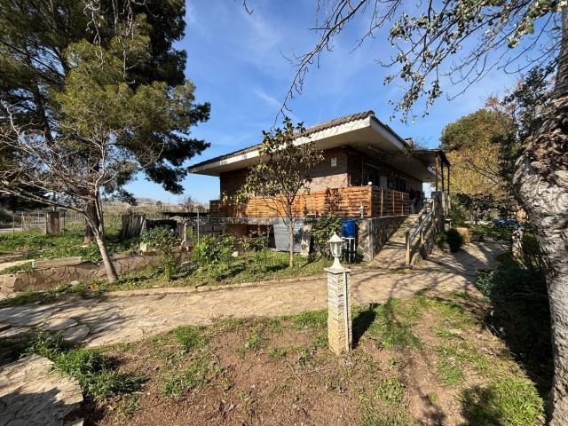 Chalet, Gualda