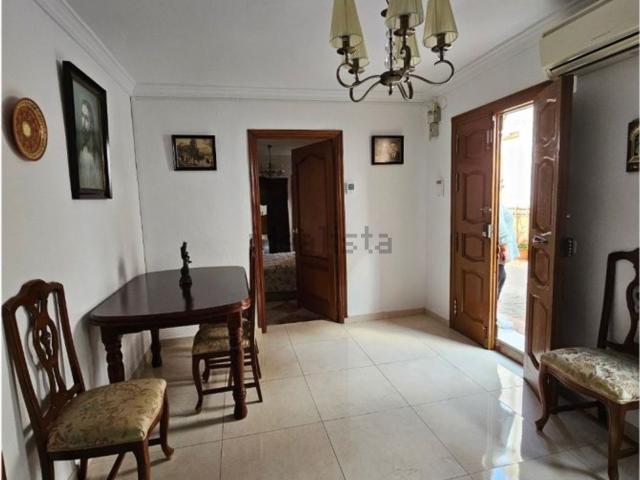 Chalet, Guaro