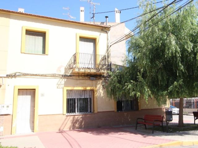 Chalet, Dolores