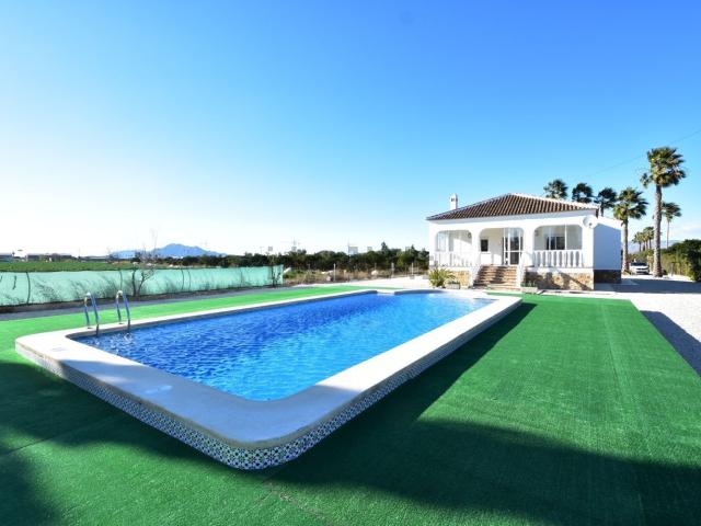 Chalet, Dolores