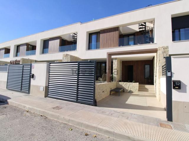 Chalet, Dolores