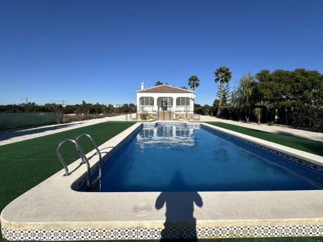 Chalet, Dolores