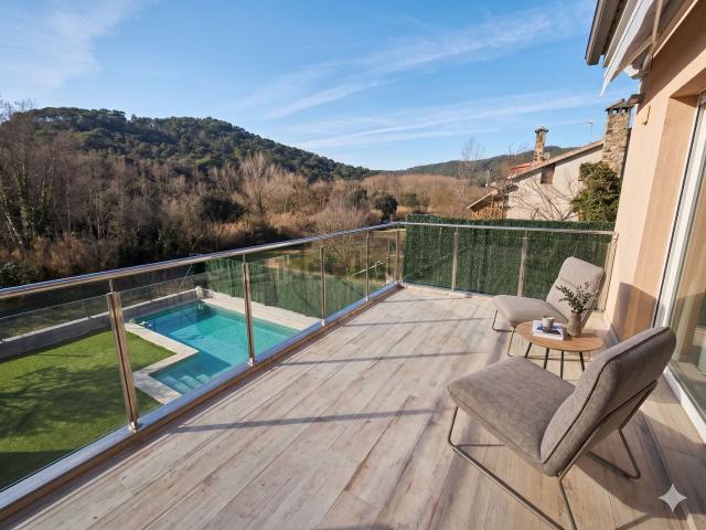 Chalet, Dosrius
