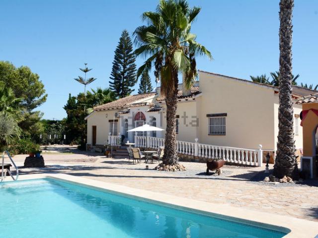 Chalet, Daya Vieja