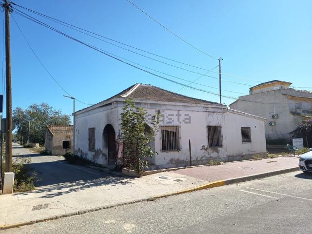 Chalet, Daya Nueva