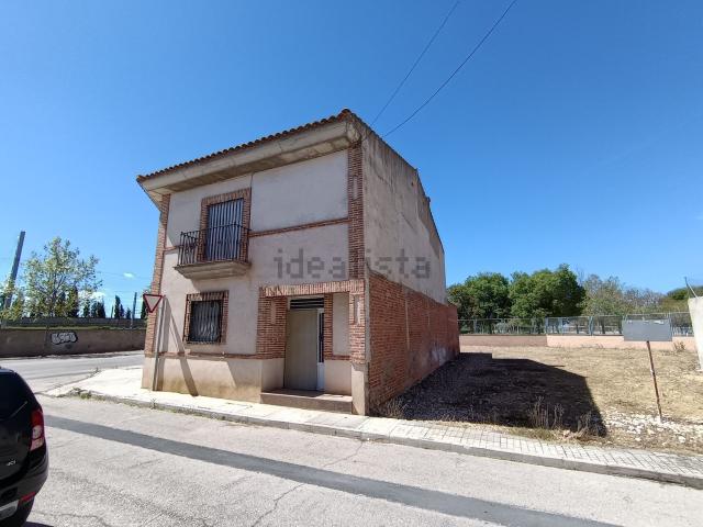 Chalet, Daimiel