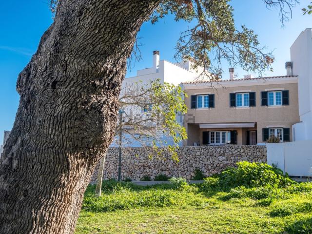 Chalet, Dalt Sant Joan Plaça Eivissa, Maó/Mahón