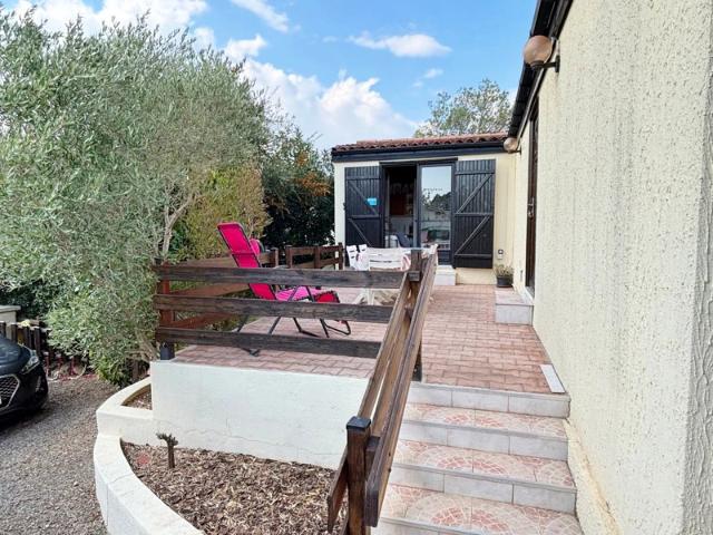 Chalet dans domaine avec piscine