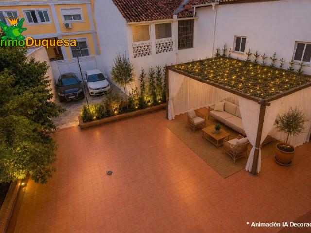 Chalet de 5 dormitorios en Ogijares