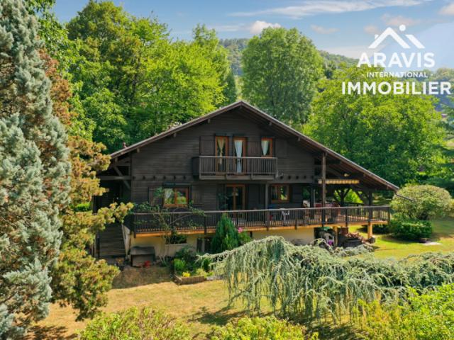 Chalet de caractère sur les hauteurs de Faverges